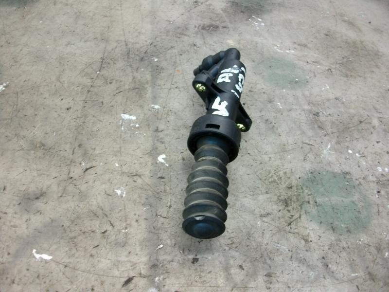Recambio de bomba embrague para peugeot 307 (s1) xr clim referencia OEM IAM   