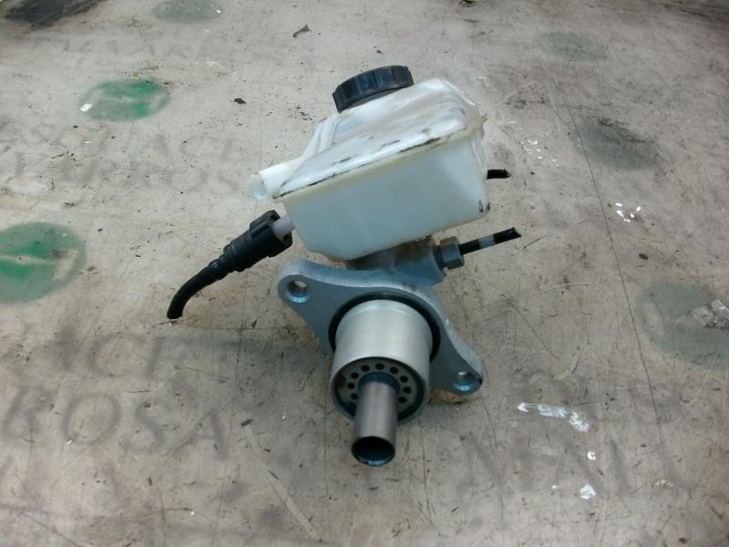Recambio de bomba freno para ford focus berlina (cap) ambiente (d) referencia OEM IAM   
