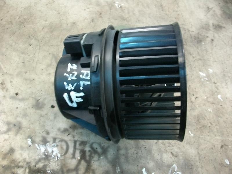 Recambio de motor calefaccion para ford focus berlina (cap) ambiente (d) referencia OEM IAM   