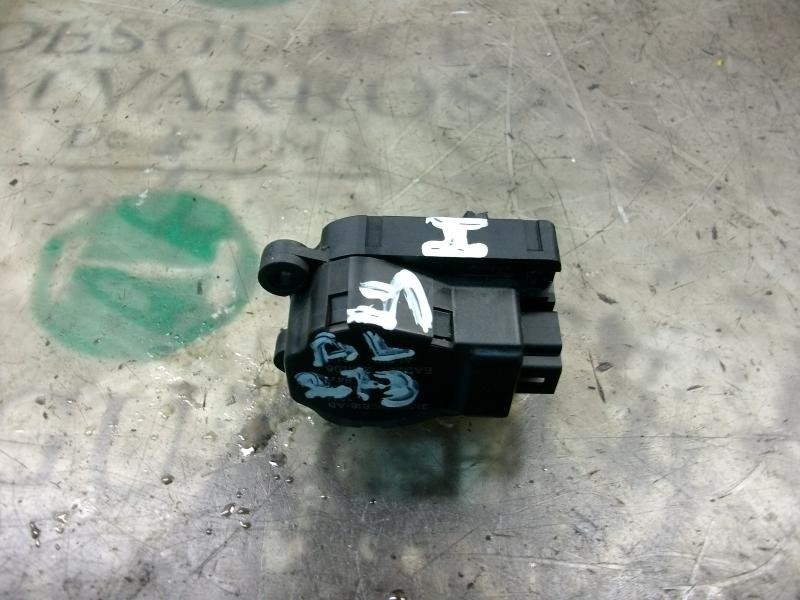 Recambio de motor apertura trampillas climatizador para ford focus berlina (cap) ambiente (d) referencia OEM IAM   