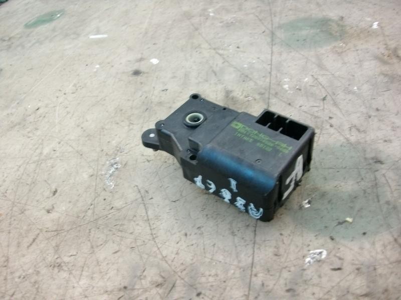 Recambio de motor apertura trampillas climatizador para chevrolet kalos 1.2 se referencia OEM IAM   