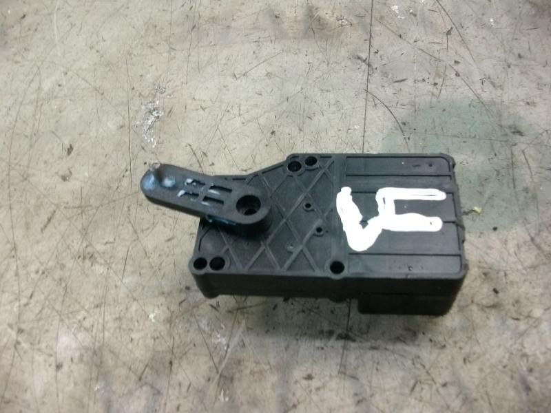 Recambio de motor apertura trampillas climatizador para chevrolet kalos 1.2 se referencia OEM IAM   