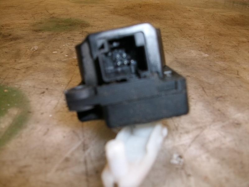 Recambio de motor apertura trampillas climatizador para citroën c4 berlina collection referencia OEM IAM   