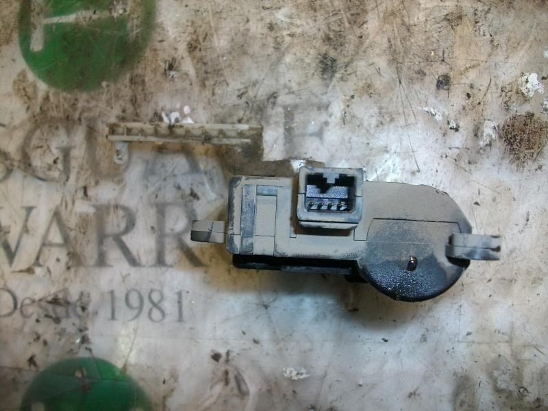 Recambio de motor apertura trampillas climatizador para peugeot 307 break / sw (s1) break xt referencia OEM IAM   