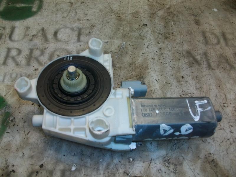 Recambio de motor elevalunas delantero derecho para peugeot 307 (s1) xr referencia OEM IAM   