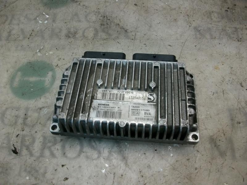 Recambio de centralita motor uce para citroën c5 berlina 2.0 hdi premier referencia OEM IAM   