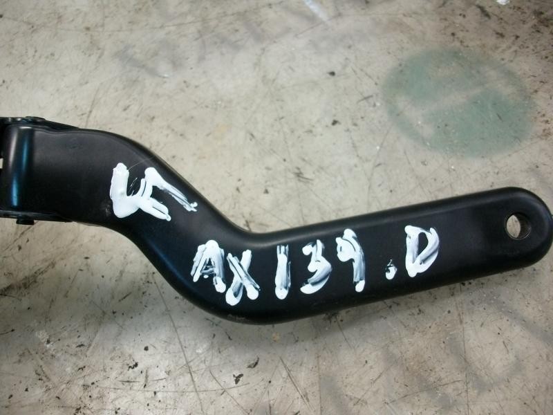 Recambio de brazo limpia delantero derecho para ford focus c-max (cap) trend (d) referencia OEM IAM   