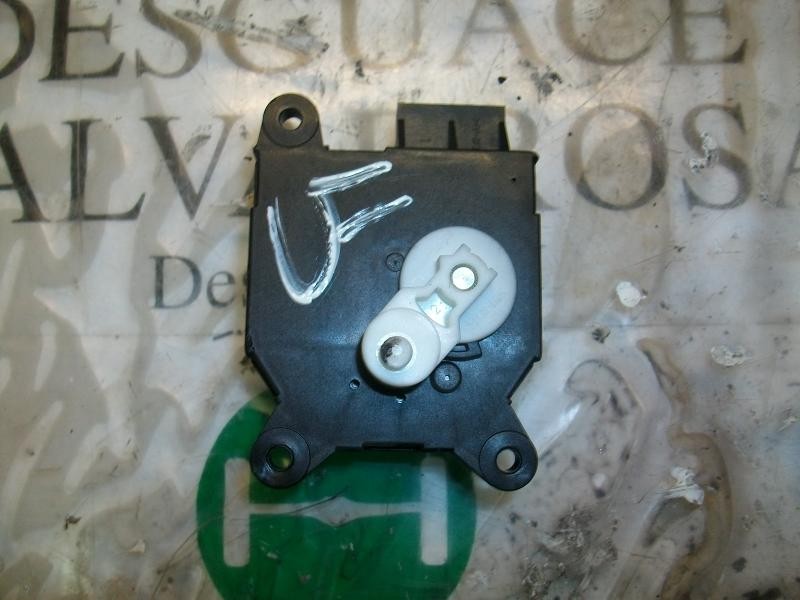 Recambio de motor apertura trampillas climatizador para citroën c2 furio referencia OEM IAM   