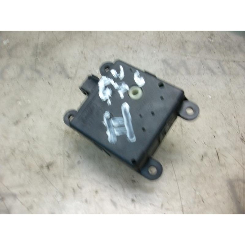 Recambio de motor electrico para nissan almera (n16/e) visia referencia OEM IAM   