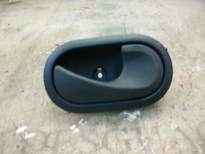 Recambio de maneta interior delantera derecha para renault clio iii authentique referencia OEM IAM   