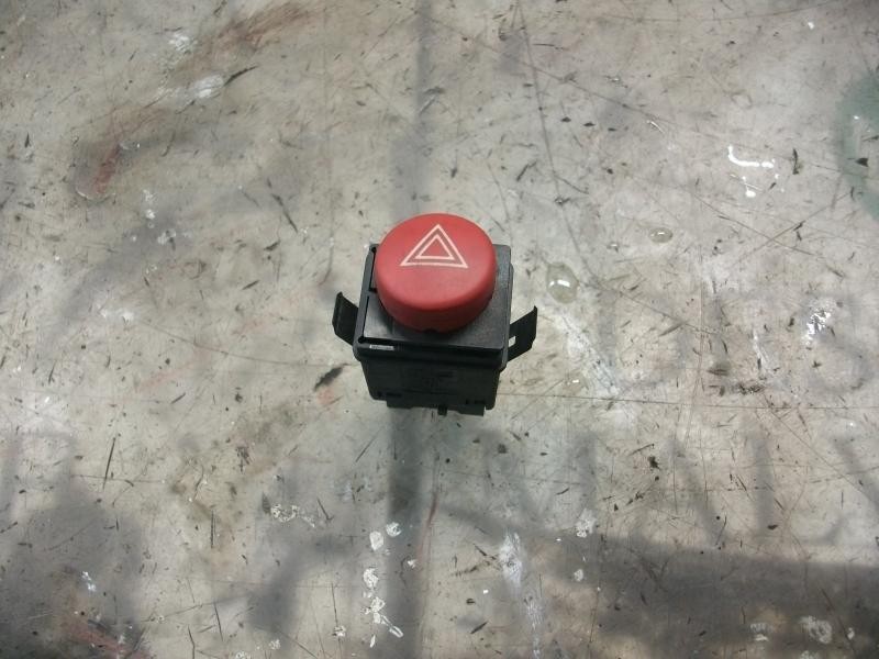 Recambio de warning para seat ibiza (6l1) sport referencia OEM IAM   