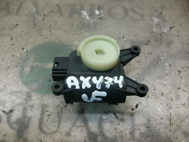 Recambio de motor apertura trampillas climatizador para seat ibiza (6l1) sport referencia OEM IAM   