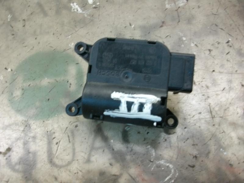 Recambio de motor apertura trampillas climatizador para seat ibiza (6l1) sport referencia OEM IAM   