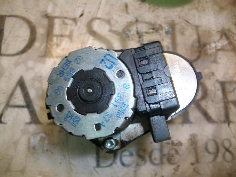 Recambio de motor apertura trampillas climatizador para bmw serie 3 berlina (e46) 328i referencia OEM IAM  8391374 