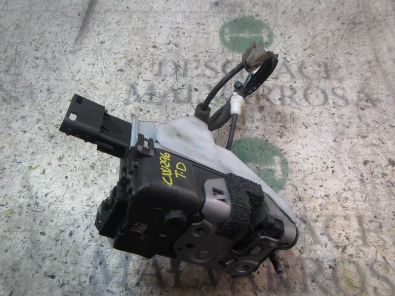 Recambio de cerradura puerta trasera derecha para citroën c3 1.4 hdi referencia OEM IAM 9138AF  