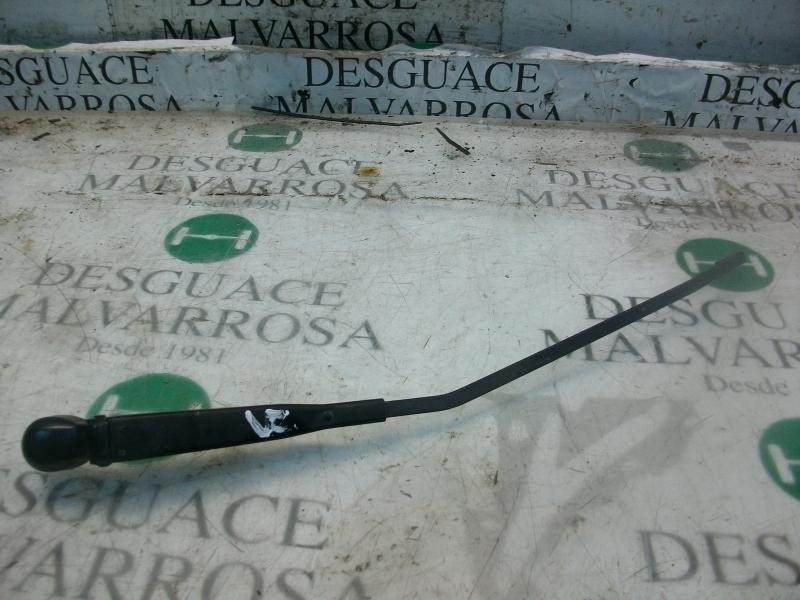 Recambio de brazo limpia delantero derecho para renault kangoo (f/kc0) authentique referencia OEM IAM   