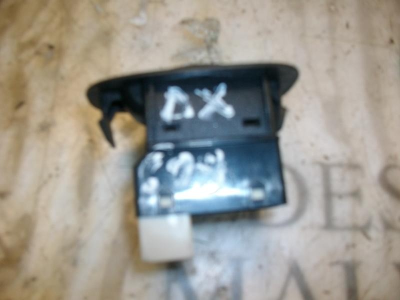 Recambio de mando elevalunas trasero derecho para hyundai accent (lc) crdi gl referencia OEM IAM 9358025015PK 621W04620 621W0462