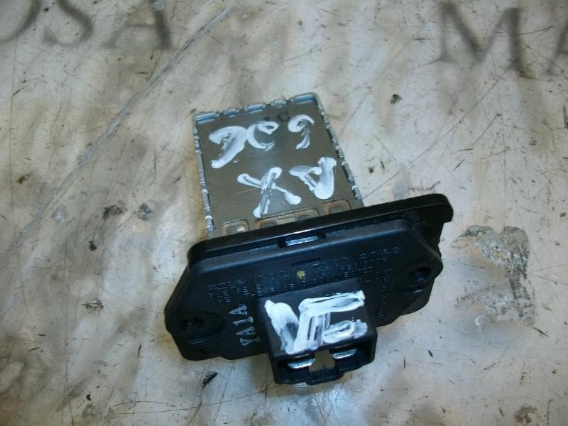 Recambio de resistencia calefaccion para hyundai accent (lc) crdi gl referencia OEM IAM 9703525000  