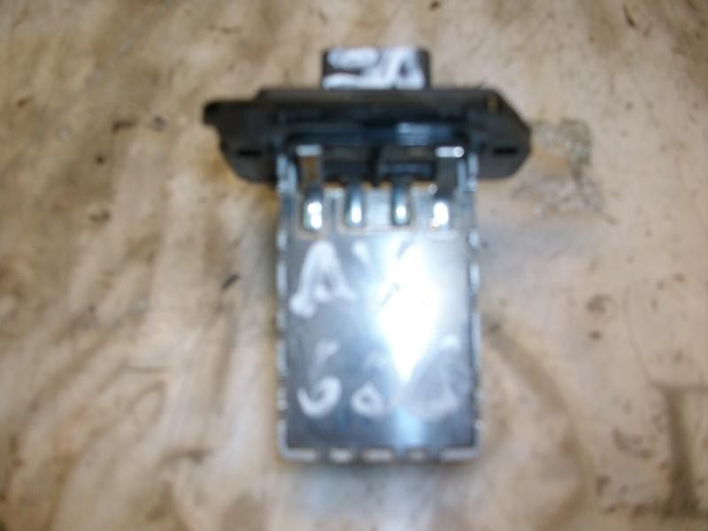 Recambio de resistencia calefaccion para hyundai accent (lc) crdi gl referencia OEM IAM 9703525000  