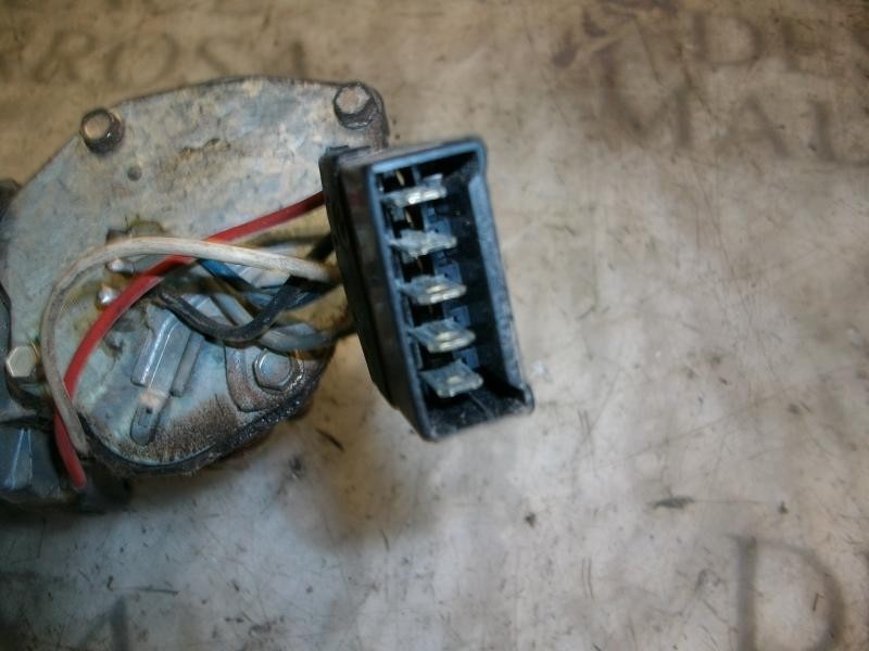 Recambio de motor limpia delantero para renault rapid/express (f40) 1.6 diesel referencia OEM IAM   