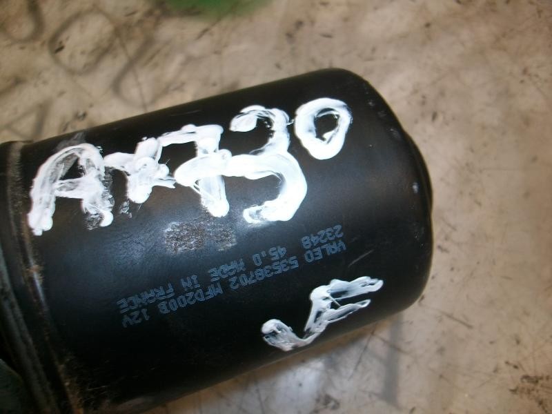 Recambio de motor limpia delantero para renault rapid/express (f40) 1.6 diesel referencia OEM IAM   