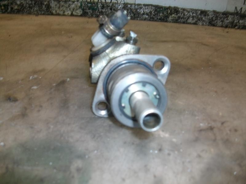 Recambio de bomba freno para fiat coupe (175) 1.8 16v referencia OEM IAM  99660216 