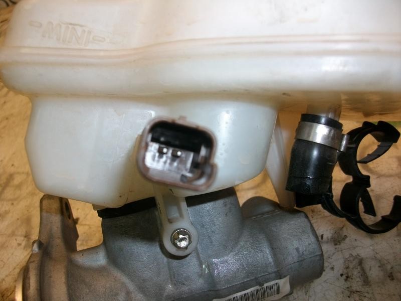 Recambio de bomba freno para peugeot 207 xt referencia OEM IAM   