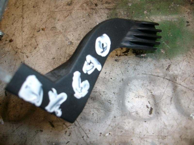 Recambio de cerradura capot para peugeot 207 xt referencia OEM IAM   