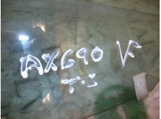 Recambio de cristal puerta trasero izquierdo para peugeot 207 xt referencia OEM IAM    2