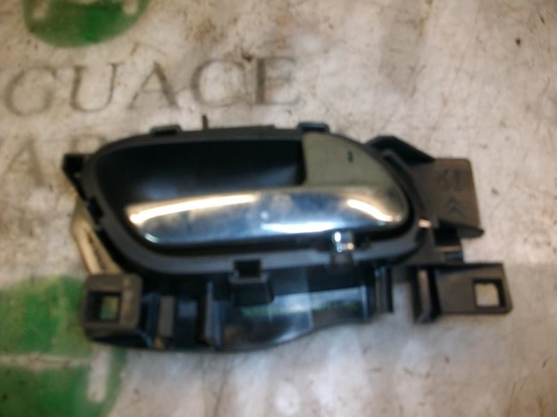 Recambio de maneta interior delantera derecha para peugeot 207 xt referencia OEM IAM   