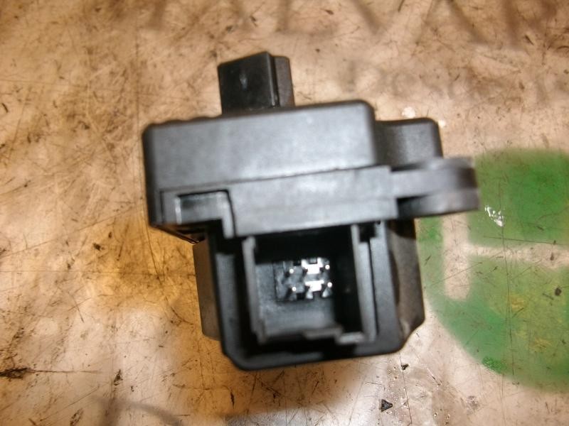 Recambio de motor apertura trampillas climatizador para peugeot 207 xt referencia OEM IAM   