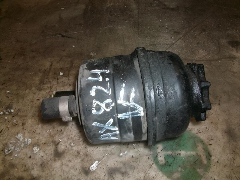 Recambio de deposito servo para mercedes-benz vito (w638) caja cerrada 110 cdi  (638.094) referencia OEM IAM   