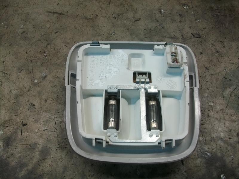 Recambio de piloto interior para fiat stilo (192) 1.6 16v cat referencia OEM IAM   