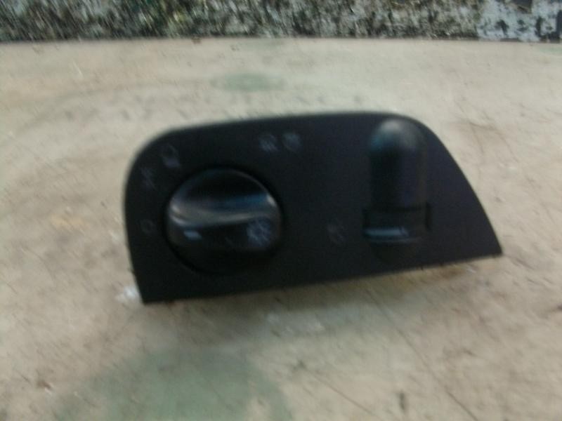 Recambio de mando luces para seat ibiza (6k) 1.9 tdi referencia OEM IAM   