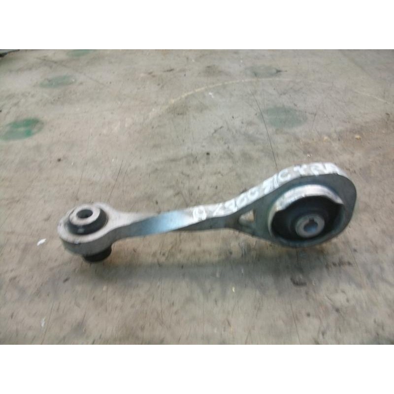 Recambio de soporte cambio para renault kangoo (f/kc0) alize referencia OEM IAM   