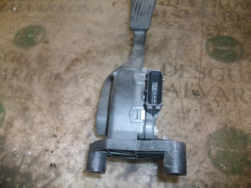 Recambio de potenciometro pedal para opel meriva essentia referencia OEM IAM   