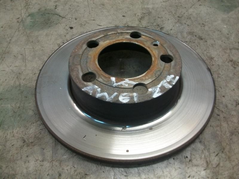Recambio de disco freno trasero para volkswagen golf iv berlina (1j1) highline referencia OEM IAM   
