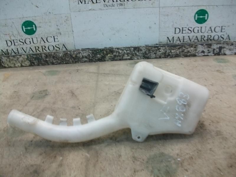 Recambio de deposito limpia para ford fiesta (cbk) ghia referencia OEM IAM   