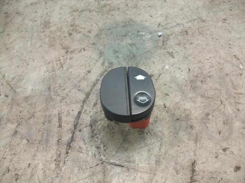 Recambio de mando elevalunas delantero derecho para ford fiesta (cbk) ghia referencia OEM IAM   