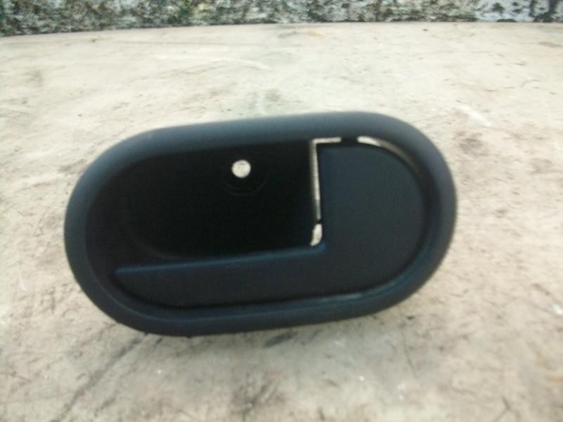 Recambio de maneta interior delantera derecha para ford fiesta (cbk) ghia referencia OEM IAM   