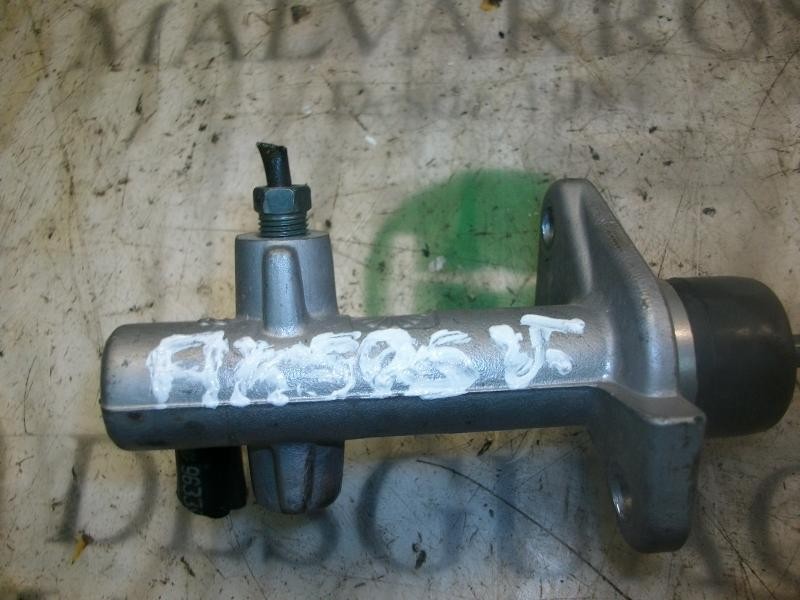 Recambio de bomba embrague para chevrolet kalos 1.4 se referencia OEM IAM   