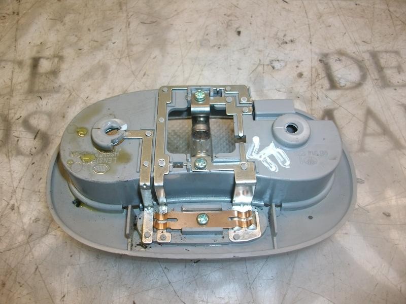 Recambio de piloto interior para chevrolet kalos 1.4 se referencia OEM IAM   