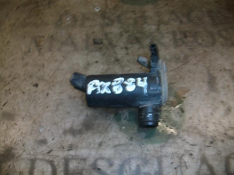 Recambio de bomba limpia para ford fiesta (cbk) ghia referencia OEM IAM   