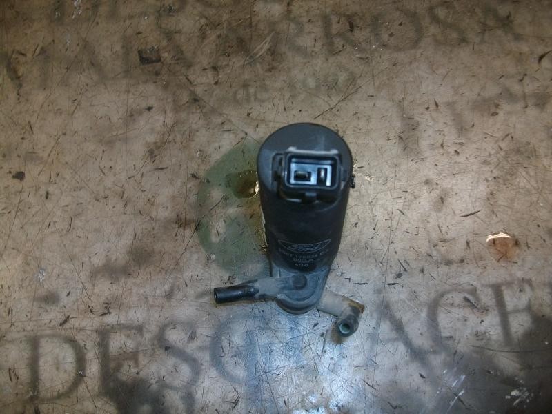 Recambio de bomba limpia para ford fiesta (cbk) ghia referencia OEM IAM   