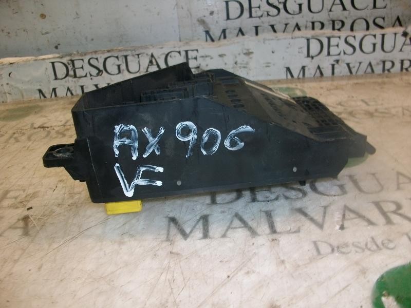 Recambio de caja reles / fusibles para mg serie 45 (rt) classic (4-ptas.) referencia OEM IAM   