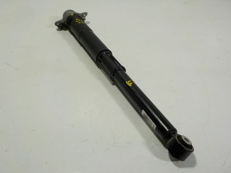 Recambio de amortiguador trasero derecho para seat leon sportstourer (kl8) style referencia OEM IAM 5WA513049E 5WA512013AE 