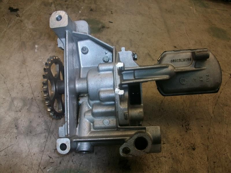 Recambio de bomba aceite para citroën c5 berlina 2.0 hdi premier referencia OEM IAM   
