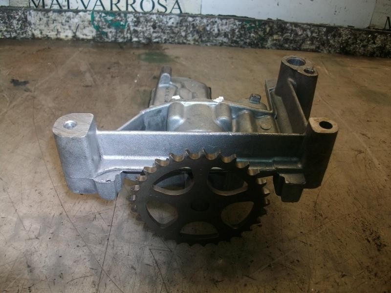 Recambio de bomba aceite para citroën c5 berlina 2.0 hdi premier referencia OEM IAM   