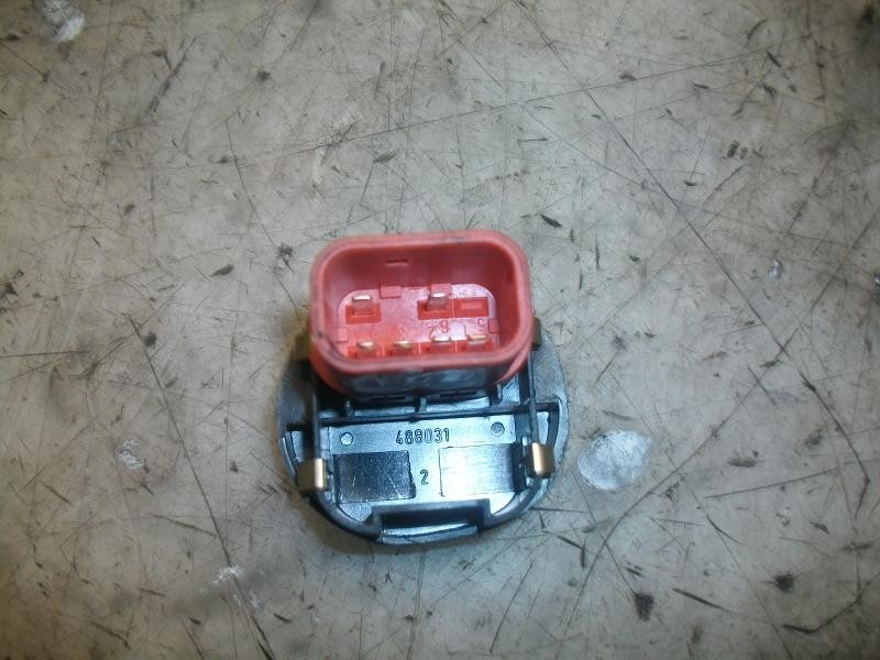 Recambio de mando elevalunas delantero derecho para ford fiesta (cbk) trend referencia OEM IAM   