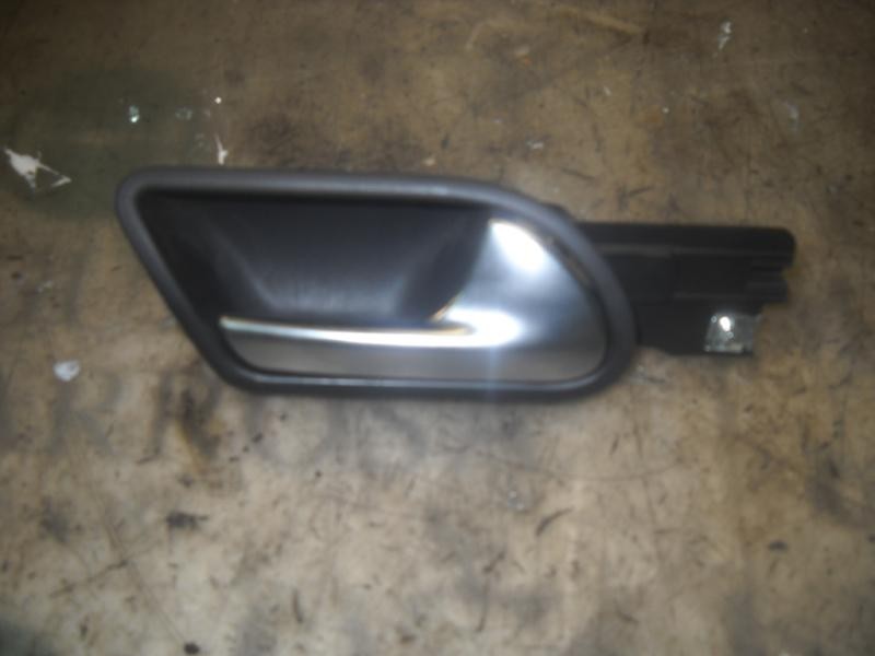 Recambio de maneta interior delantera derecha para volkswagen golf v berlina (1k1) highline referencia OEM IAM 1K2837114GUAQ  